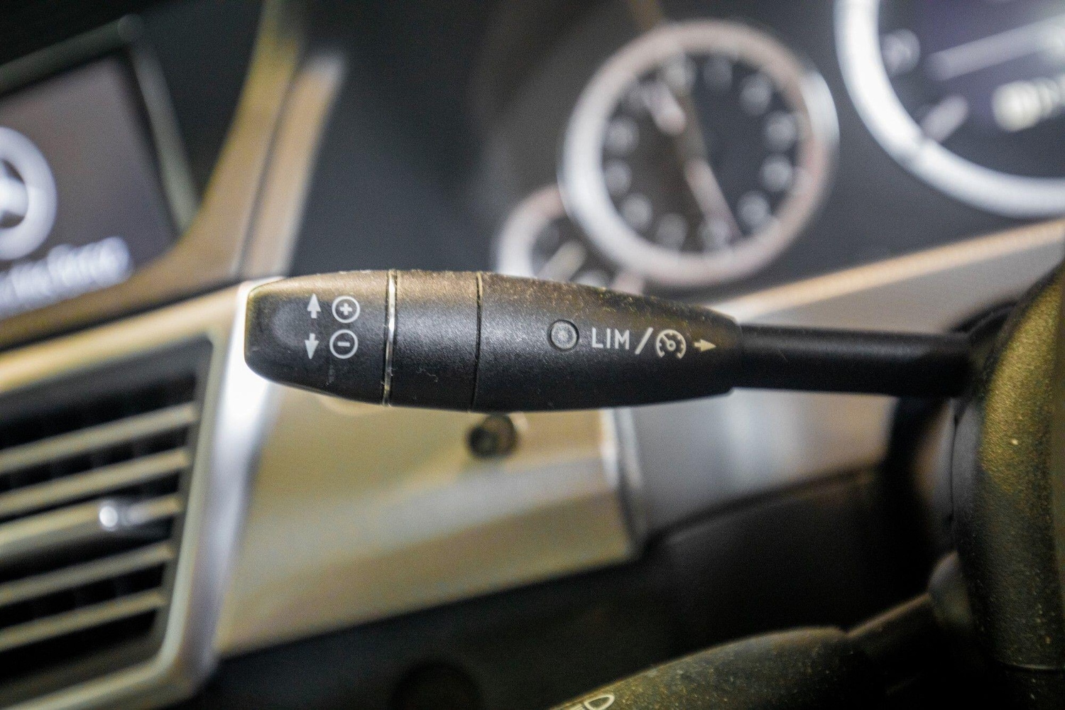 Used Mercedes-Benz E Class for sale - 76824469: Photo 23