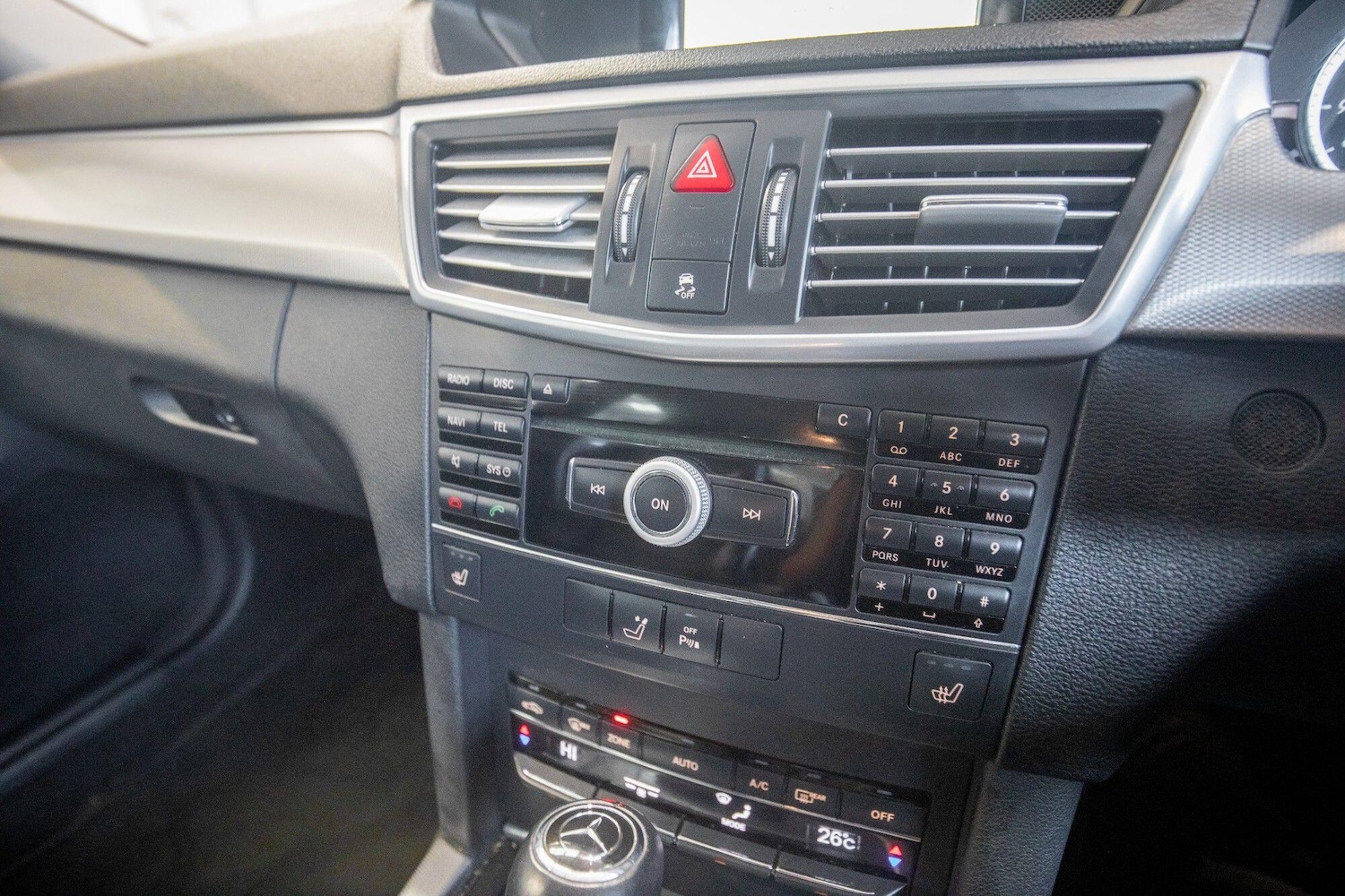 Used Mercedes-Benz E Class for sale - 76824469: Photo 26