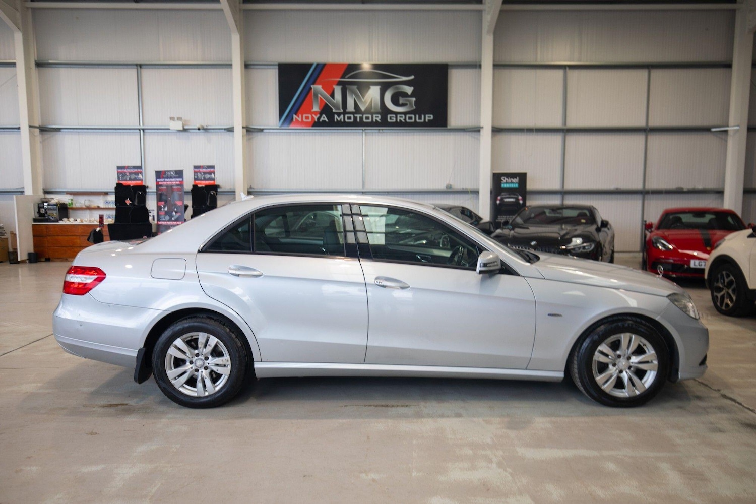 Used Mercedes-Benz E Class for sale - 76824469: Photo 39