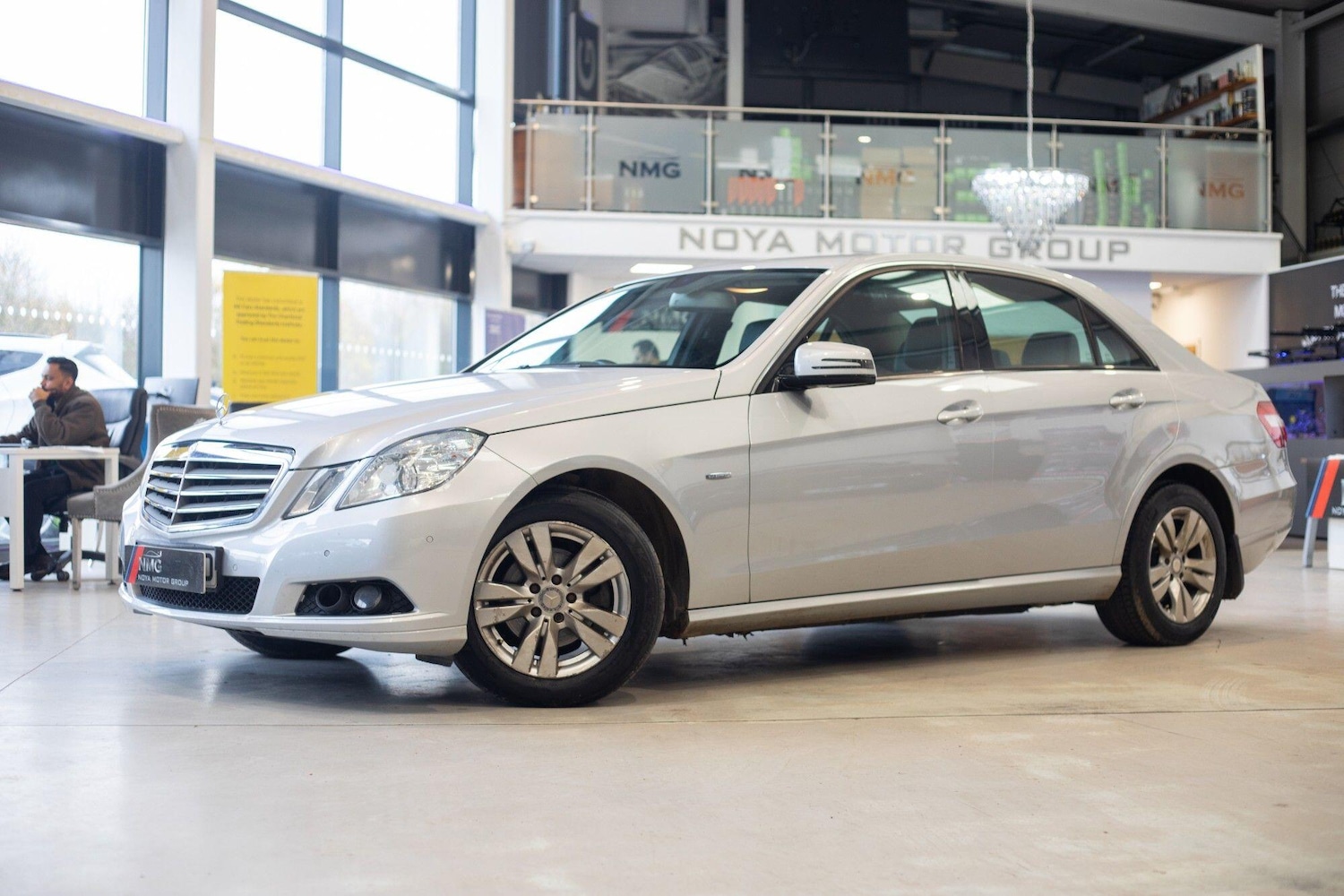 Used Mercedes-Benz E Class for sale - 76824469: Photo 5