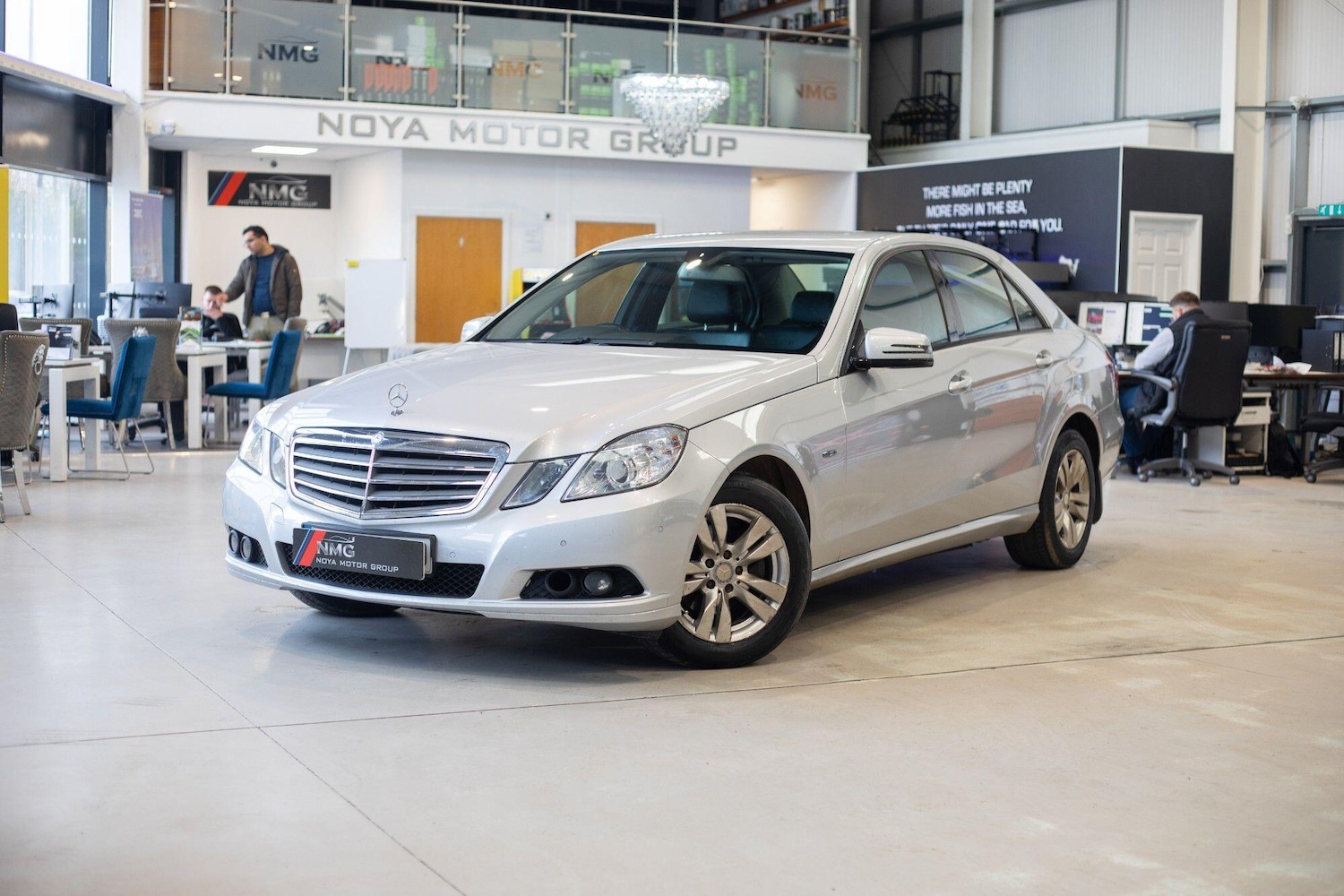 Used Mercedes-Benz E Class for sale - 76824469: Photo 6