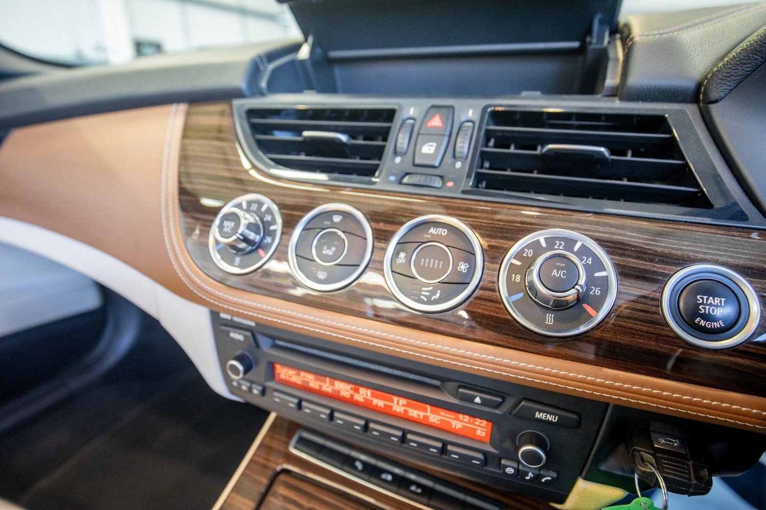 Used BMW Z4 for sale - 76824774: Photo 24