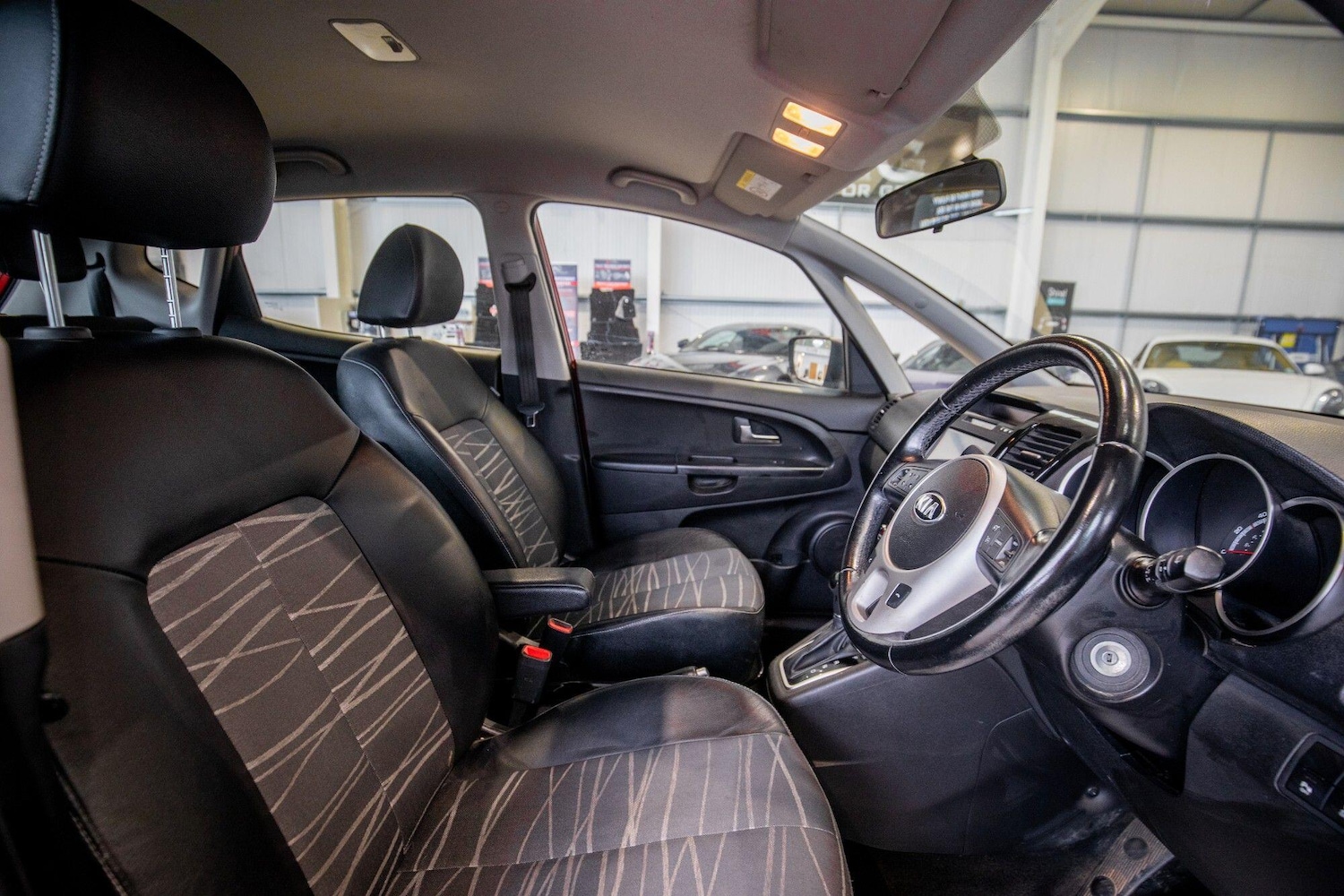 Used Kia Venga for sale - 76850408: Photo 15