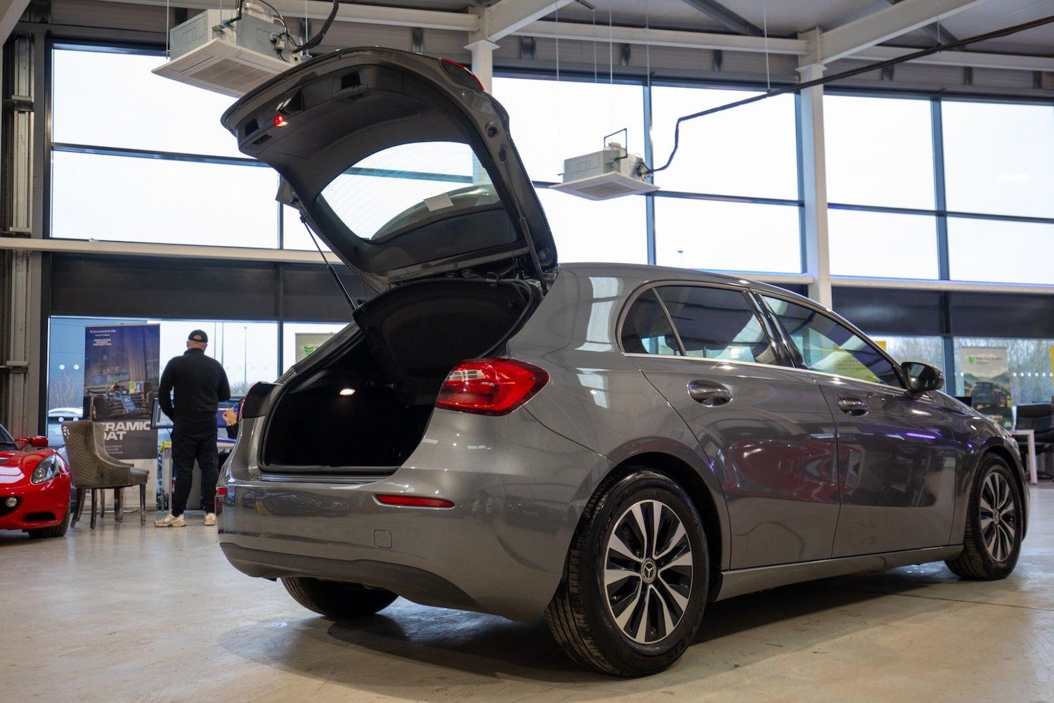 Used Mercedes-Benz A-Class for sale - 77957225: Photo 34