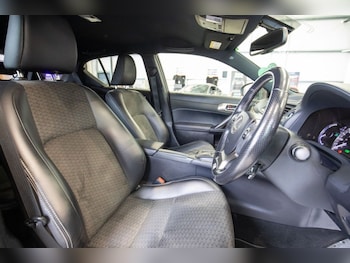 Used Lexus CT 2017 for sale - 78382507: Photo