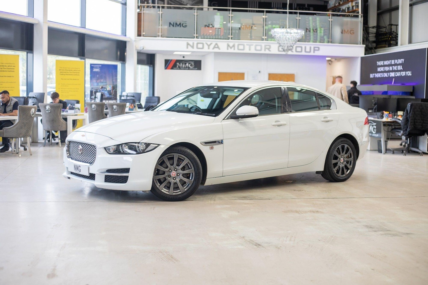 Used Jaguar XE 2017 for sale - 76824008: Photo 1