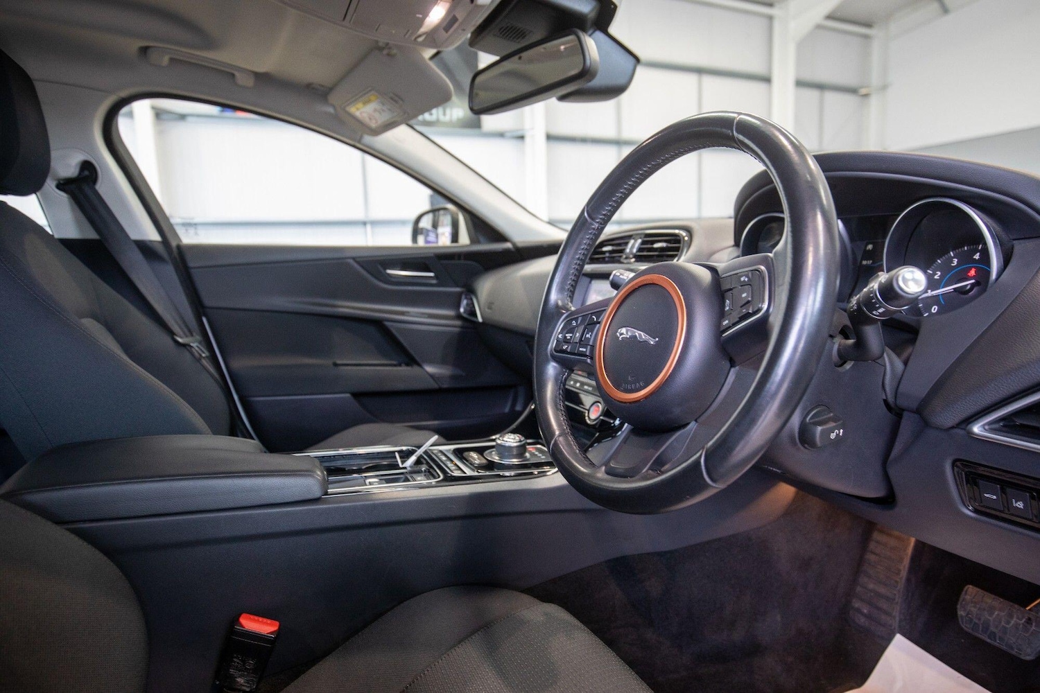 Used Jaguar XE 2017 for sale - 76824008: Photo 15