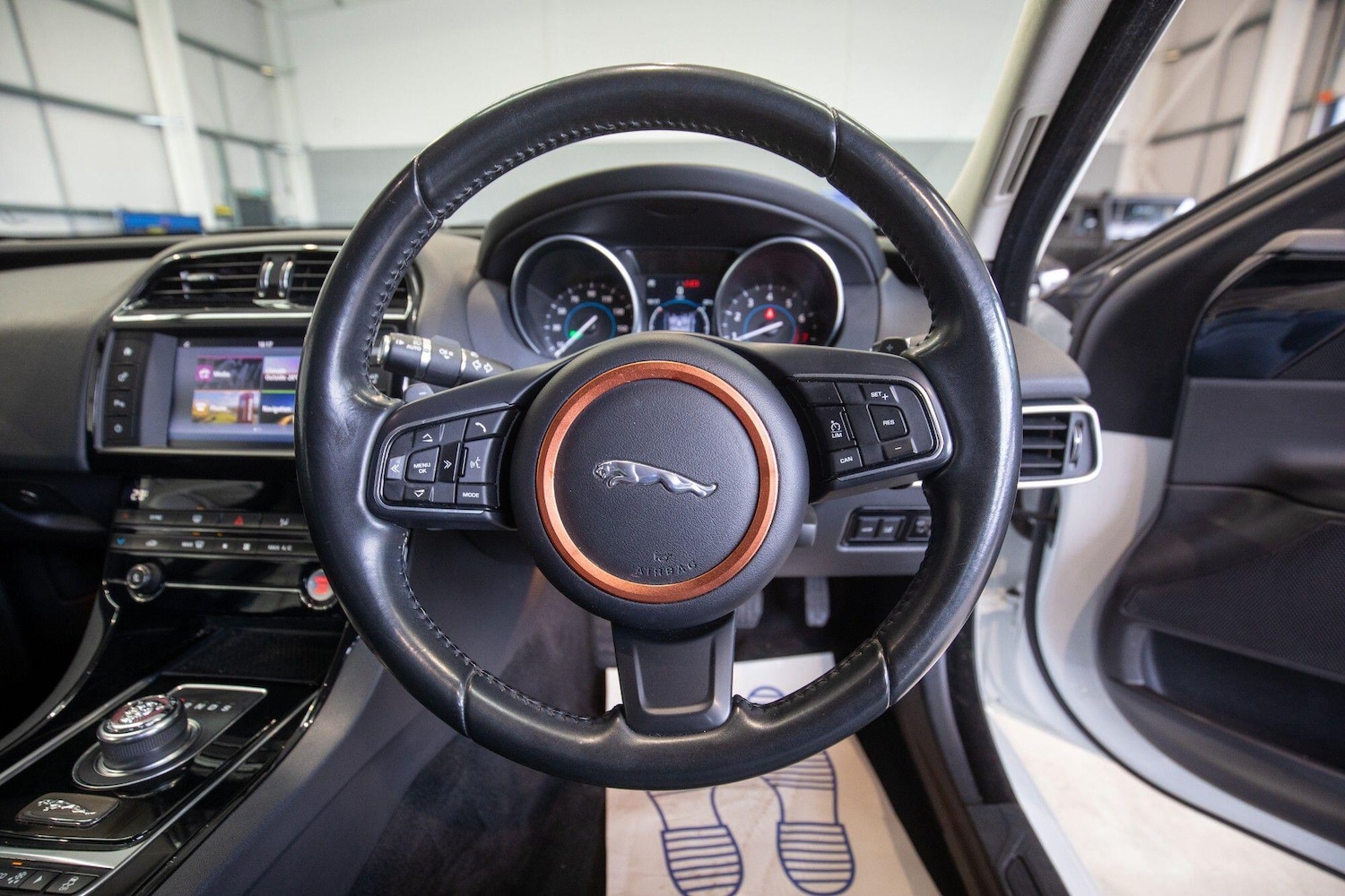 Used Jaguar XE 2017 for sale - 76824008: Photo 16