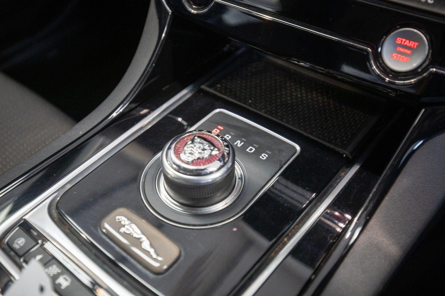 Used Jaguar XE 2017 for sale - 76824008: Photo 26