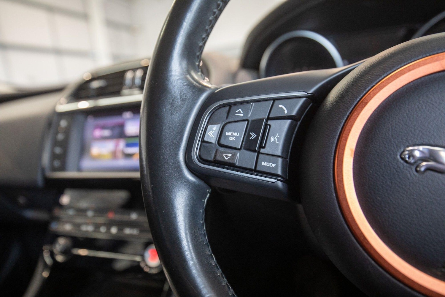 Used Jaguar XE 2017 for sale - 76824008: Photo 29