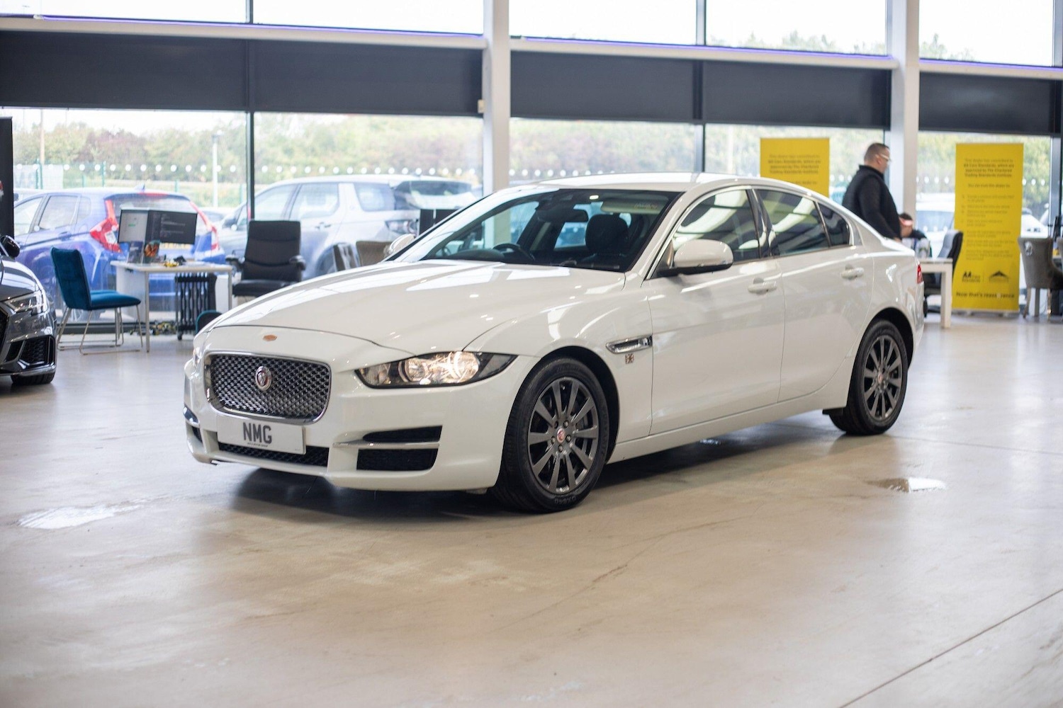Used Jaguar XE 2017 for sale - 76824008: Photo 9