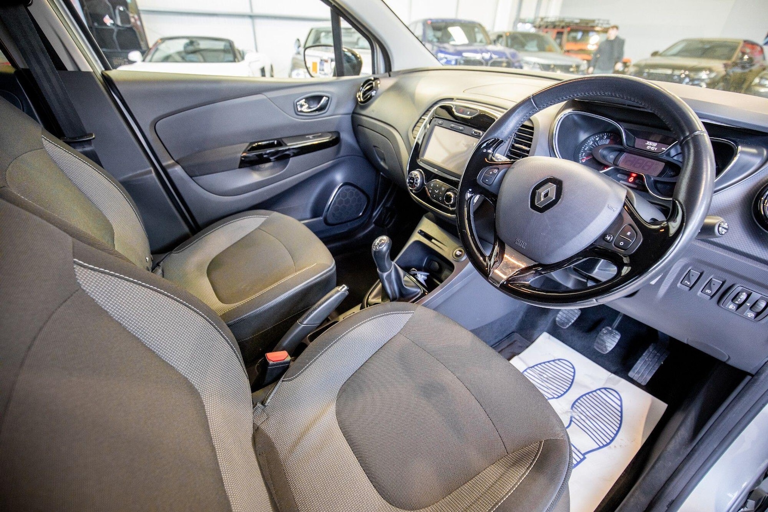 Used Renault Captur 2016 for sale - 77645890: Photo 17