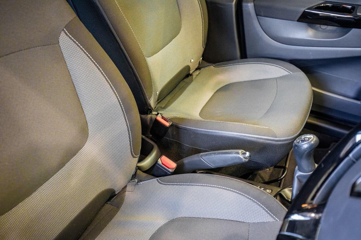 Used Renault Captur 2016 for sale - 77645890: Photo 32