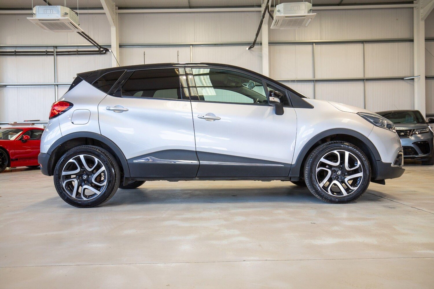 Used Renault Captur 2016 for sale - 77645890: Photo 33