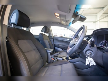 Used Hyundai TUCSON 2017 for sale - 78382489: Photo