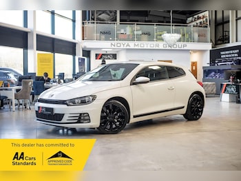 (64) - 2.0 TDI BlueMotion Tech GT Hatchback 3dr Diesel DSG Euro 6 (s/s) (150 ps) *