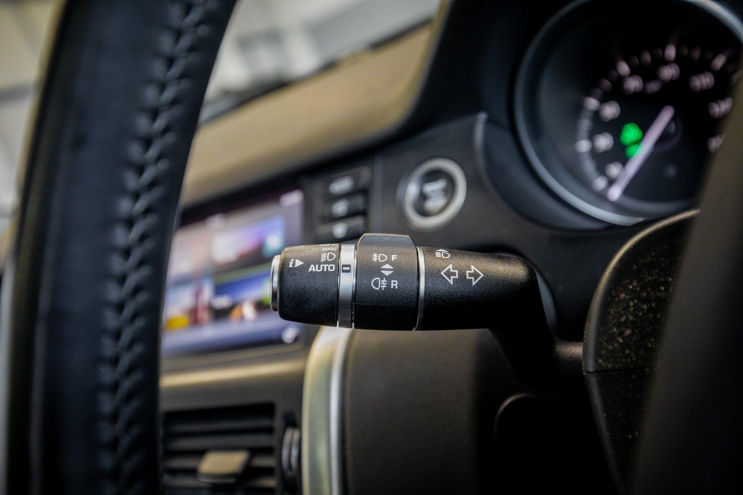 Used Land Rover Discovery Sport 2017 for sale - 76823718: Photo 24