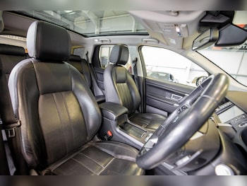 Used Land Rover Discovery Sport 2017 for sale - 76823718: Photo