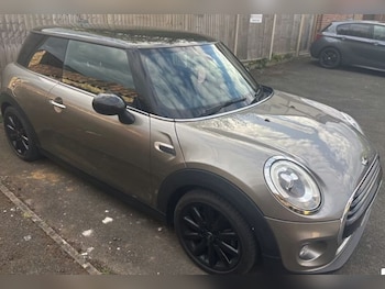 Used MINI Hatch 2018 for sale - 78525492: Photo
