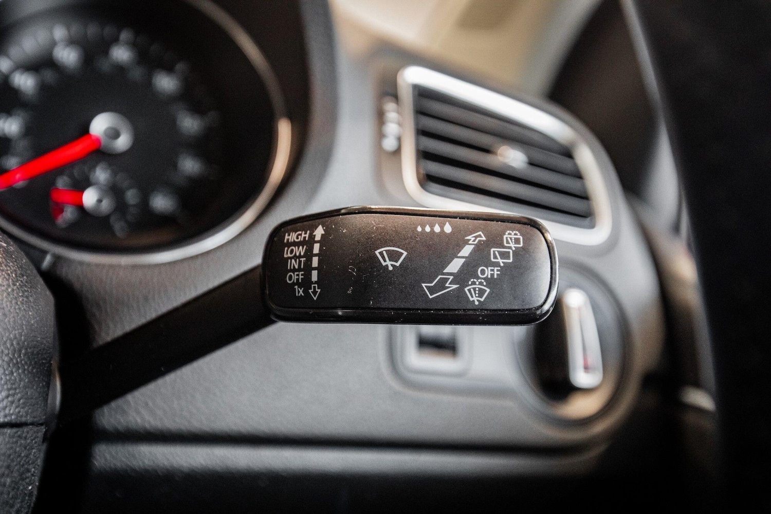 Used Volkswagen Polo 2016 for sale - 76823713: Photo 21