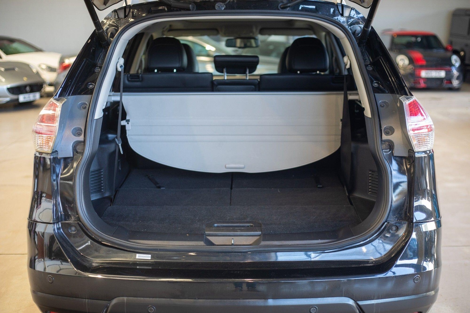 Used Nissan X-Trail 2017 for sale - 76824329: Photo 35