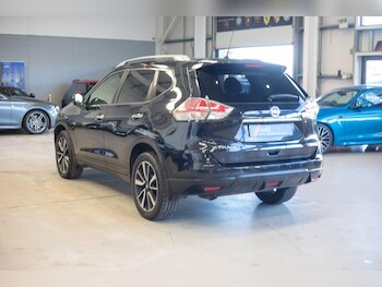 Used Nissan X-Trail 2017 for sale - 76824329: Photo