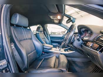 Used BMW X4 2018 for sale - 79708679: Photo
