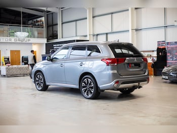 Used Mitsubishi Outlander 2017 for sale - 76824298: Photo