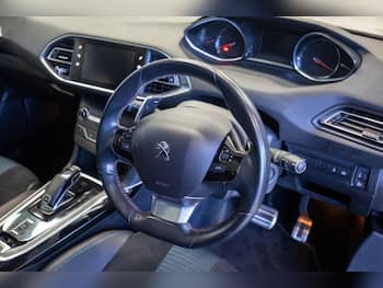 Used Peugeot 308 2019 for sale - 79690711: Photo