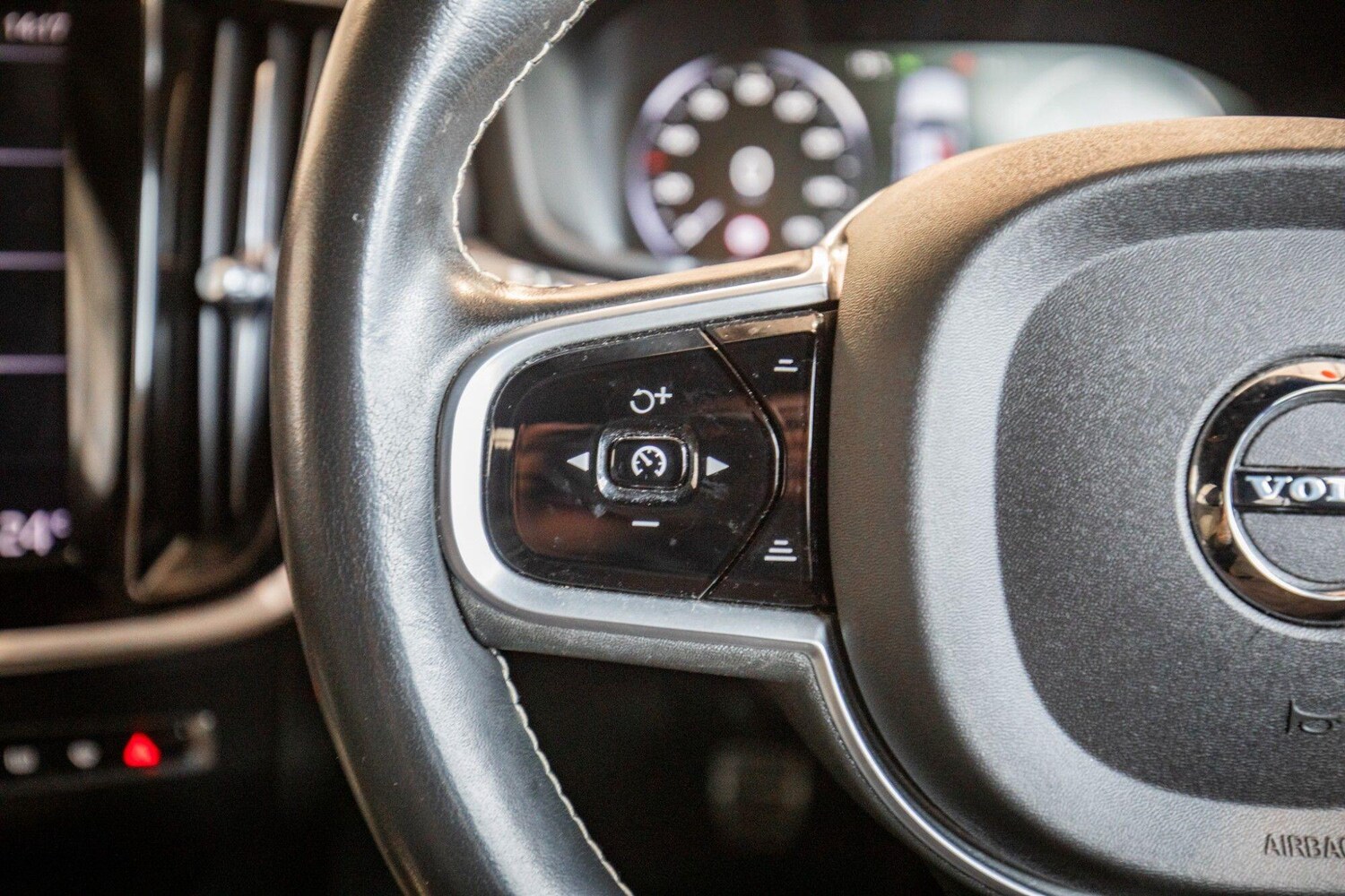 Used Volvo V60 for sale - 78214862: Photo 20