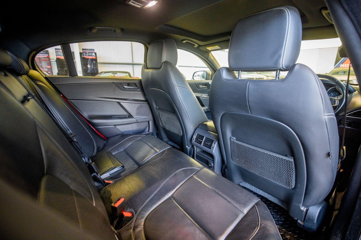 Used Jaguar XE 2016 for sale - 77658801: Photo 12