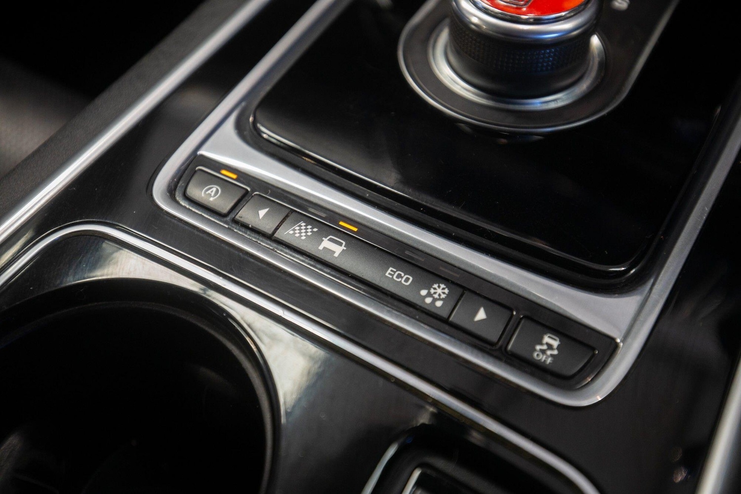 Used Jaguar XE 2016 for sale - 77658801: Photo 28