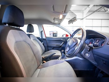 Used SEAT Arona 2018 for sale - 78287537: Photo