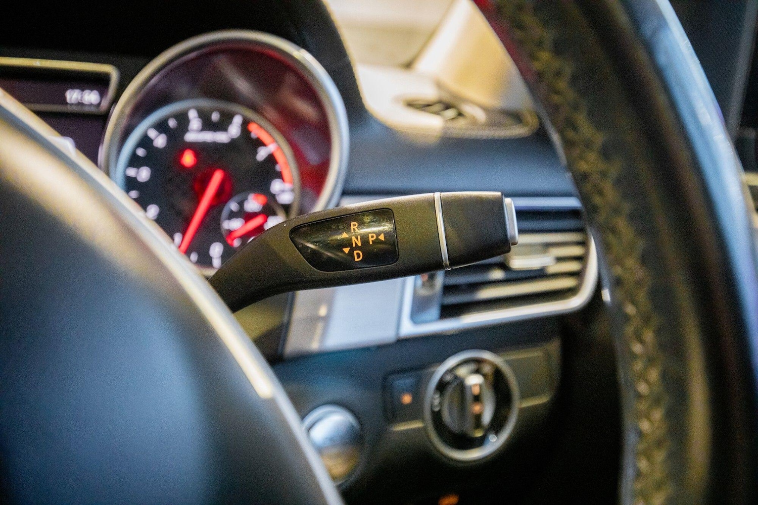 Used Mercedes-Benz GLE 2018 for sale - 77645835: Photo 32