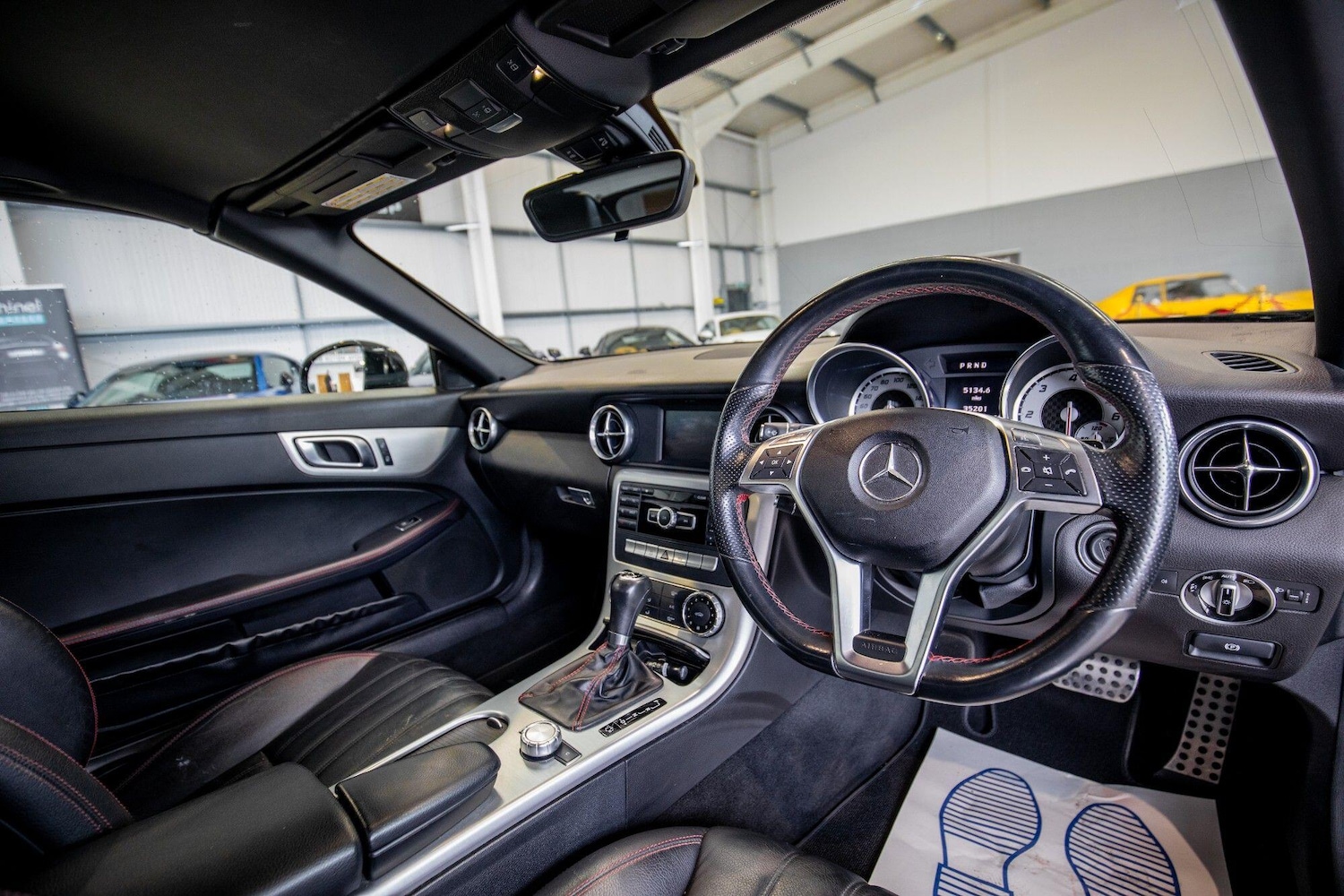 Used Mercedes-Benz SLK 2013 for sale - 76824044: Photo 2