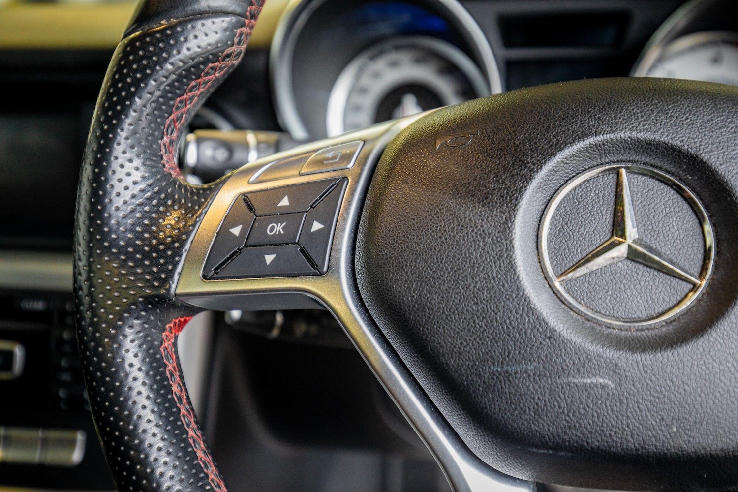 Used Mercedes-Benz SLK 2013 for sale - 76824044: Photo 20