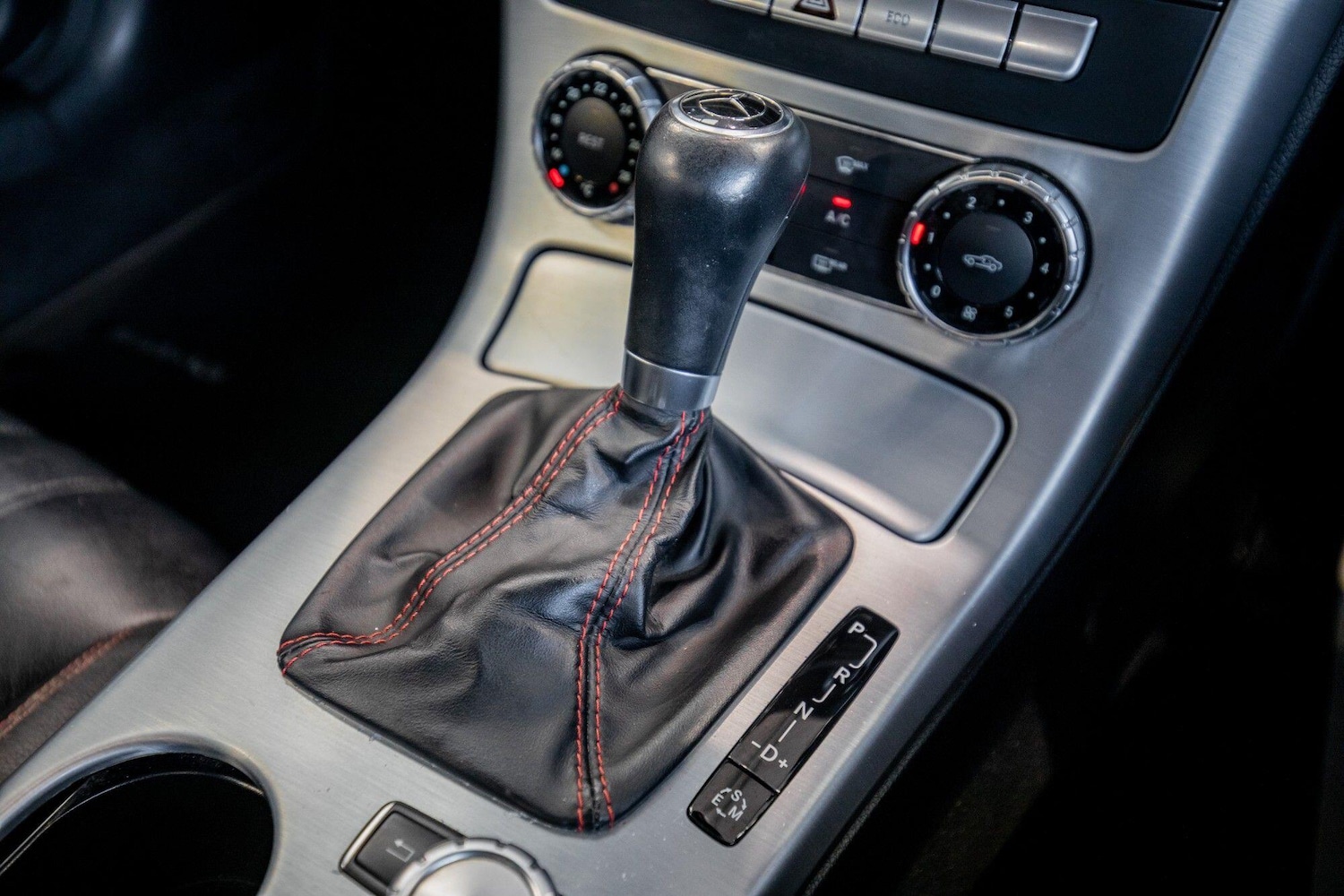 Used Mercedes-Benz SLK 2013 for sale - 76824044: Photo 26