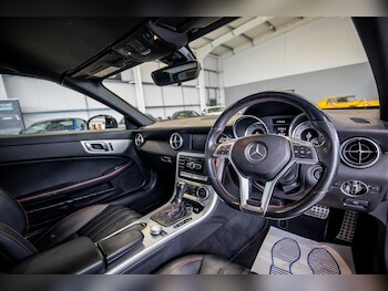 Used Mercedes-Benz SLK 2013 for sale - 76824044: Photo