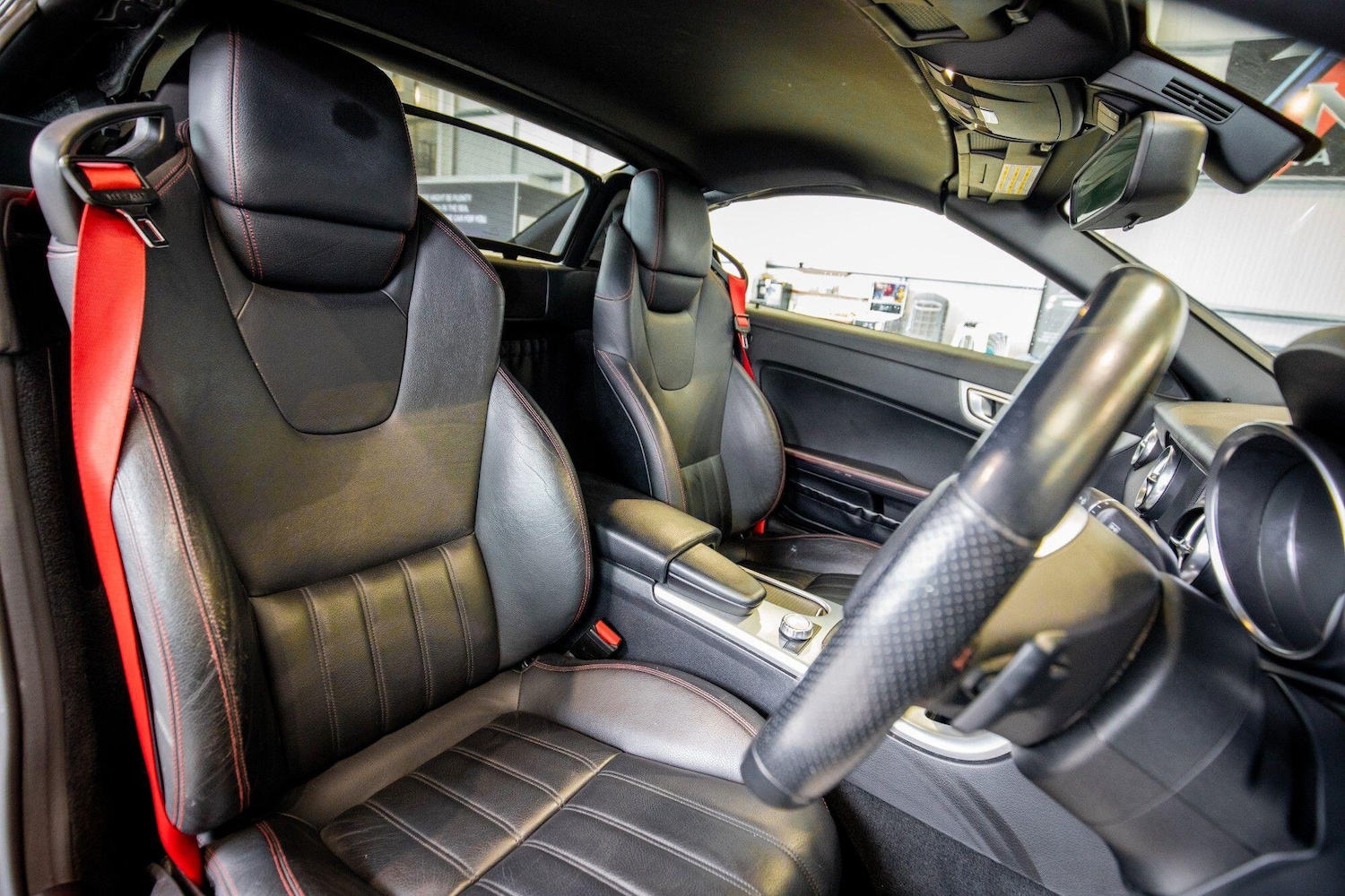 Used Mercedes-Benz SLK 2013 for sale - 76824044: Photo 3