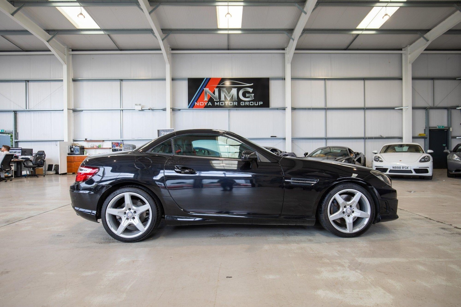 Used Mercedes-Benz SLK 2013 for sale - 76824044: Photo 30