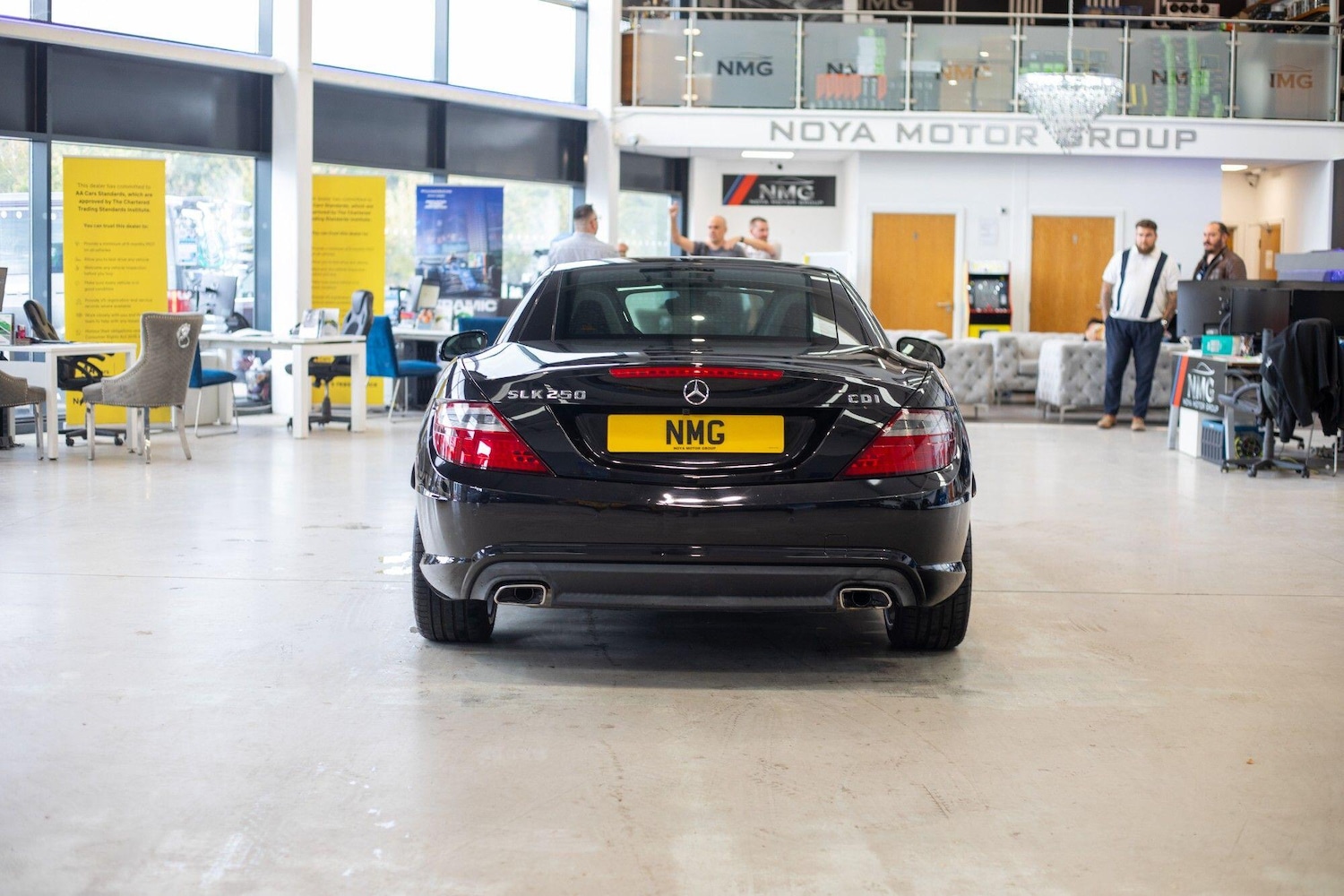 Used Mercedes-Benz SLK 2013 for sale - 76824044: Photo 33