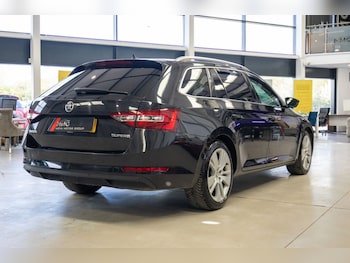 Used Skoda Superb 2018 for sale - 78524908: Photo