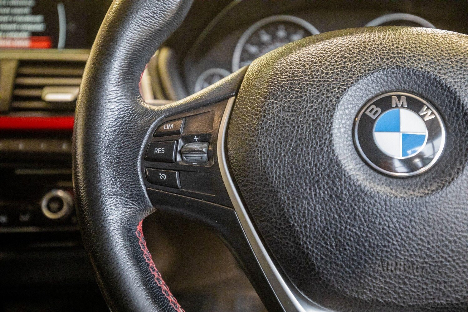 Used BMW 3 Series for sale - 77468877: Photo 19