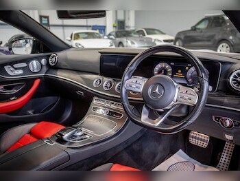 Used Mercedes-Benz E Class 2020 for sale - 76824510: Photo