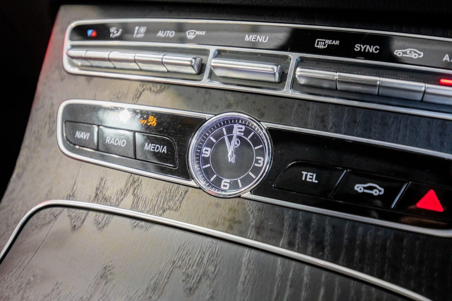 Used Mercedes-Benz E Class for sale - 76824510: Photo 37