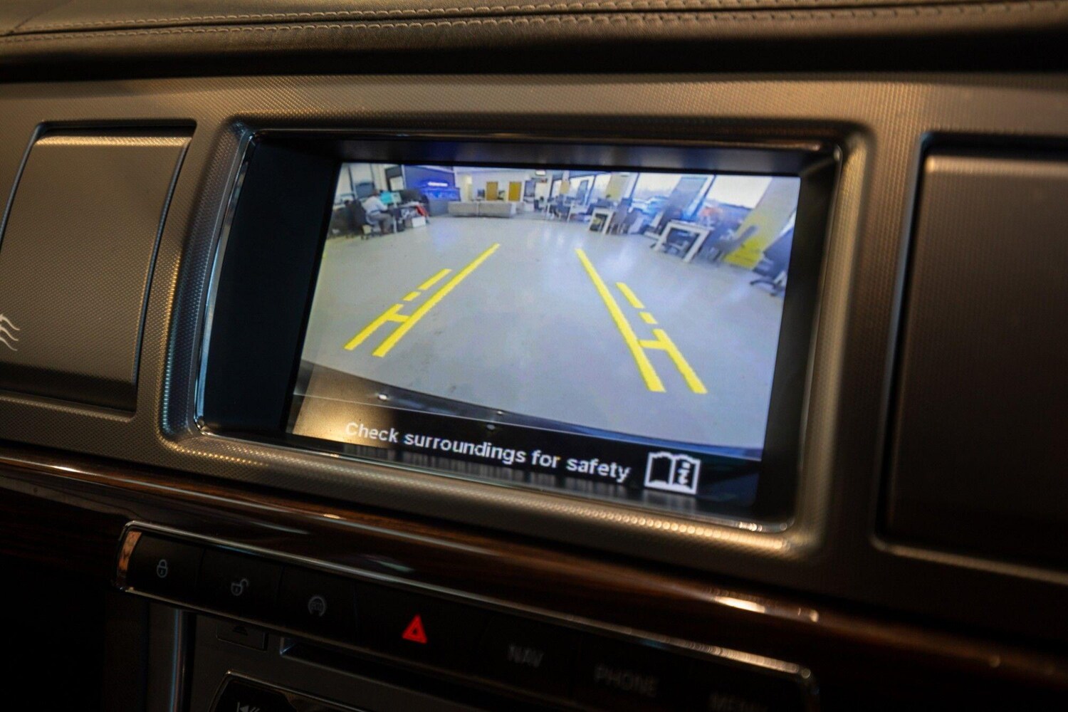 Used Jaguar XF 2014 for sale - 78156641: Photo 26