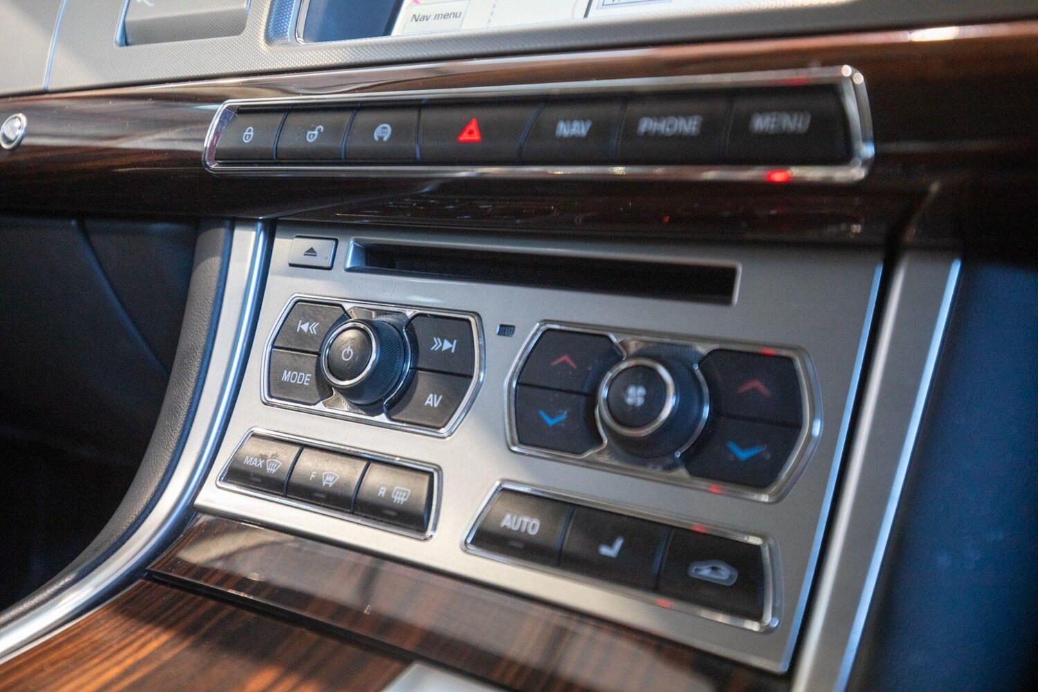 Used Jaguar XF 2014 for sale - 78156641: Photo 27