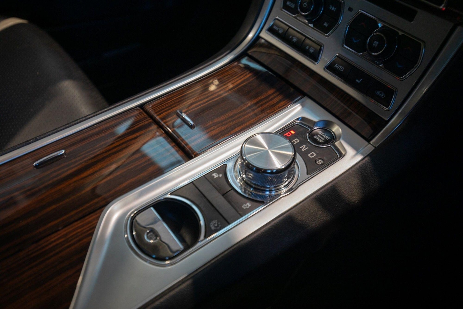 Used Jaguar XF 2014 for sale - 78156641: Photo 28