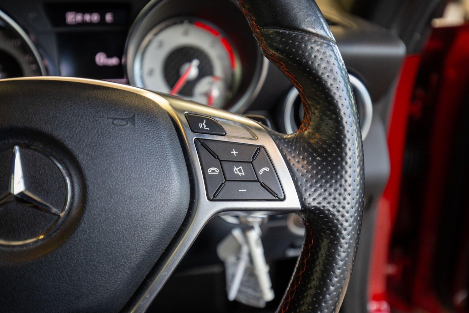 Used Mercedes-Benz SLK 2015 for sale - 78204910: Photo 19