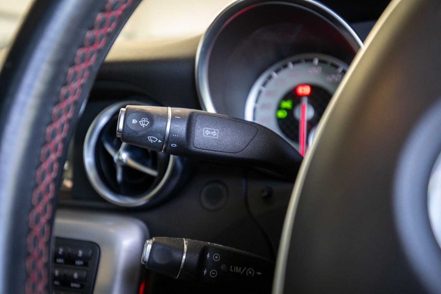 Used Mercedes-Benz SLK 2015 for sale - 78204910: Photo 20